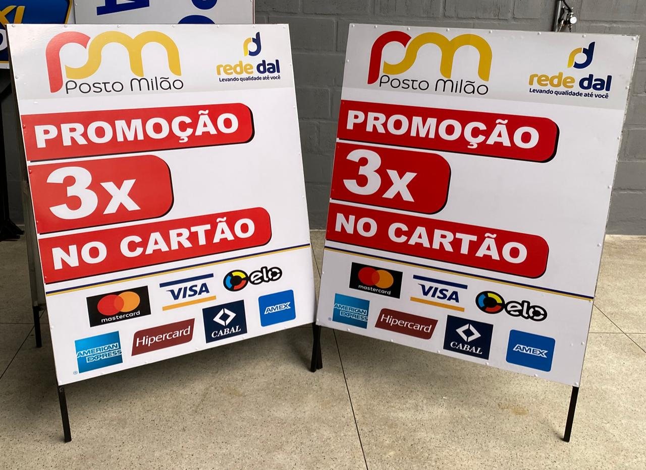 Cavaletes de promoção - Posto Milão, Rede Dal